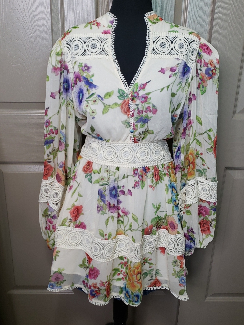 Avec Les Filles NWT White Zinnia Floral Lace-Trim Mini Dress Size 12
